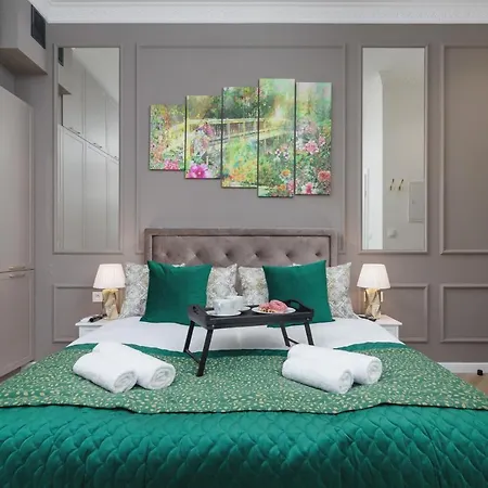 Kazimierz Studio with Jacuzzi by Renters Prestige-3